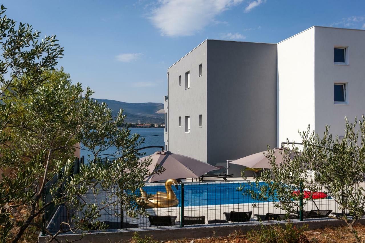 Luxury Villa Aria, Apartment Trogir Exterior foto